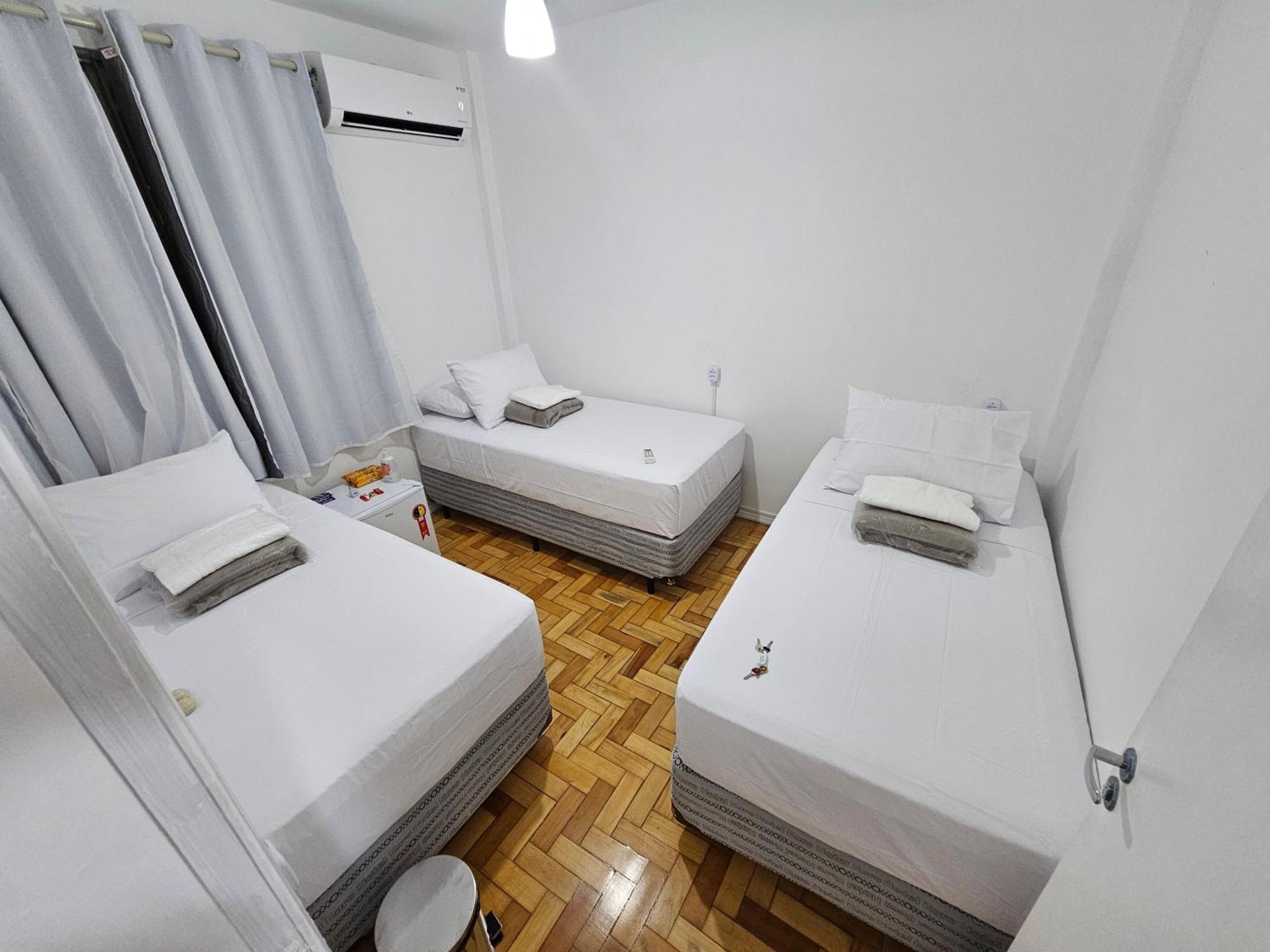 Quarto Privativo Em Condominio Ріо-де-Жанейро Екстер'єр фото